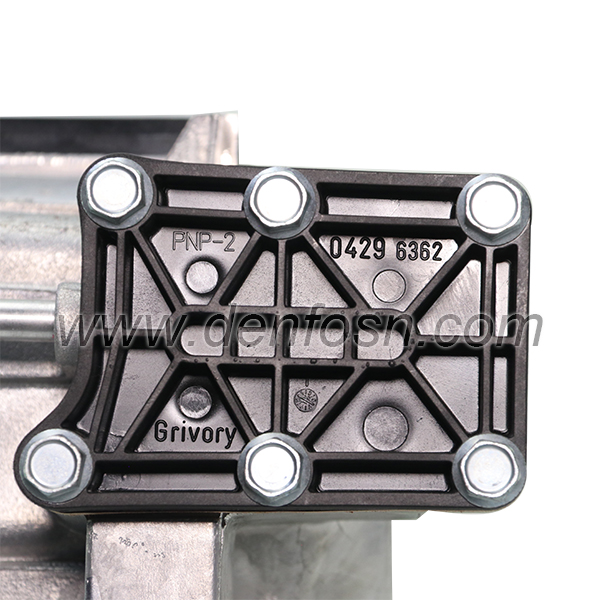 ももティン　0420 High Quality Deutz Tcd2012 Engine Parts Piston 04285673